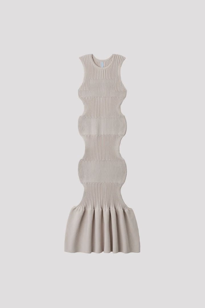 稀少　CFCL FLUTED SLEEVELESS MERMAID DRESS