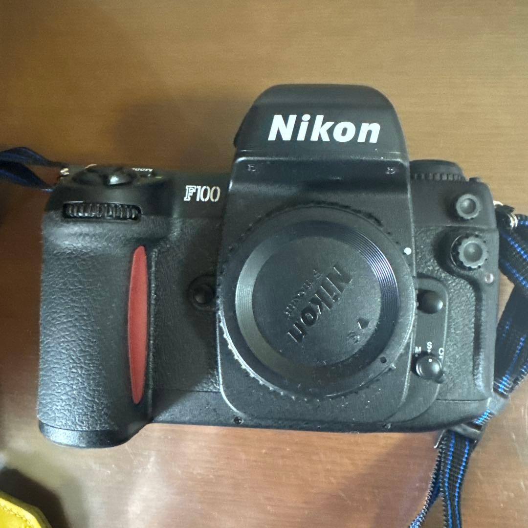 Nikon F100 フィルム一眼レフカメラ本体