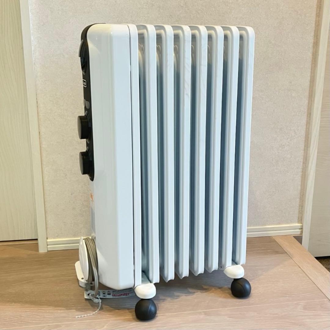 デロンギ　アミカルド オイルヒーター ピュアホワイト＋ダークグレー　直接引取歓迎