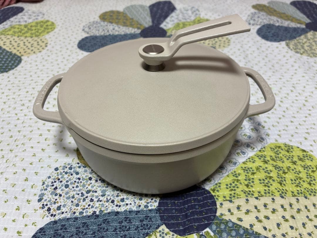 【新品未使用】VERMICULAR OVEN POT 2 18cm ベージュ