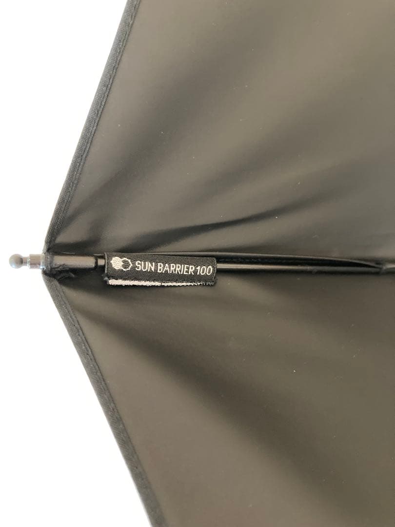 サンバリア100 折りたたみ日傘 2段折り ブラック