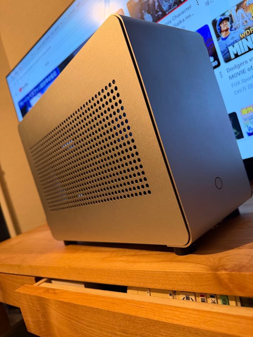 Geeek mini itx ケース