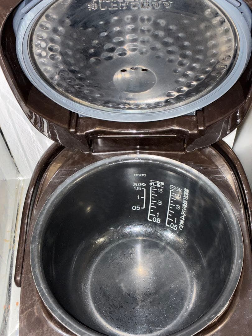 象印 IH炊飯ジャー (5.5合炊き) 極め炊き ブラウン　NW-VC10-TA