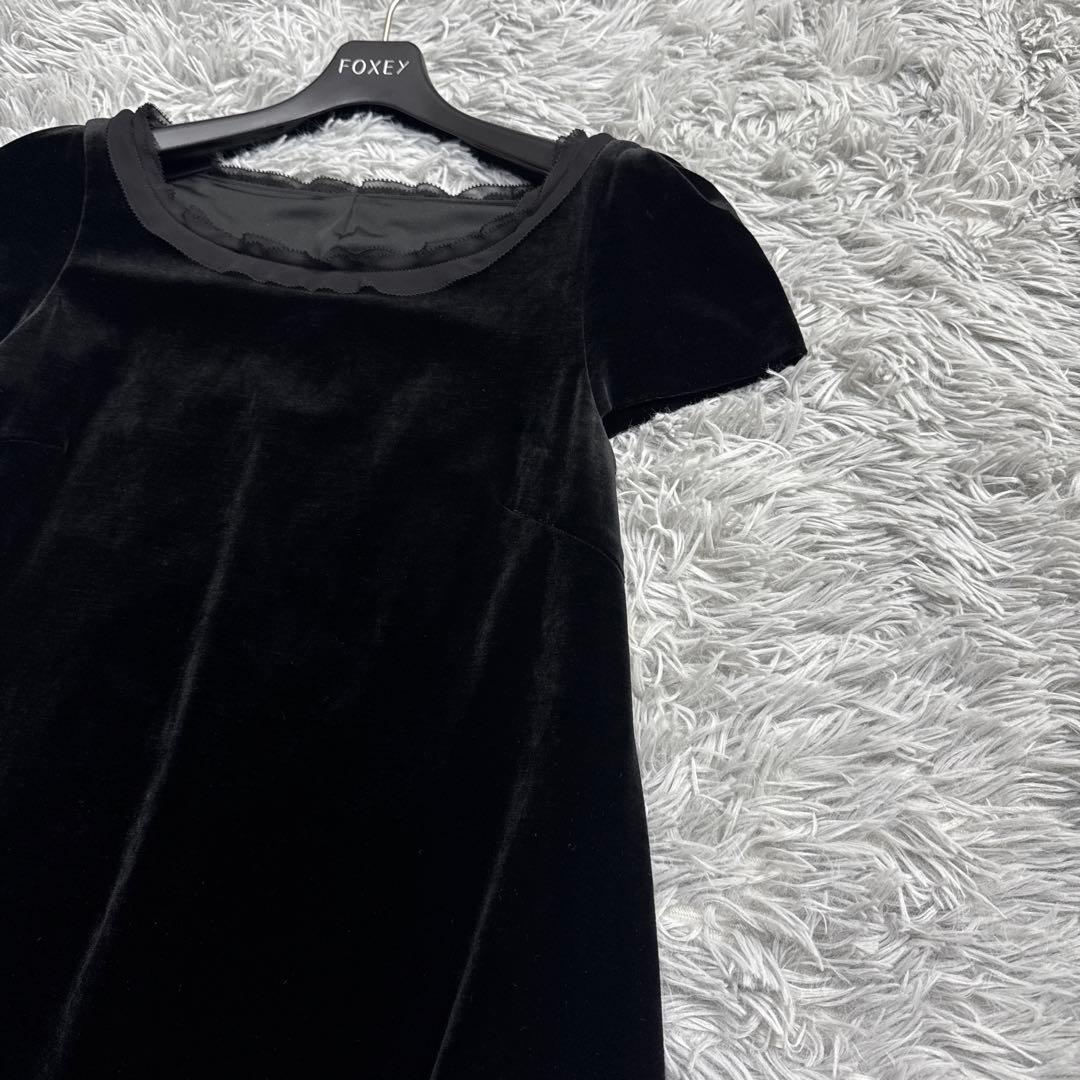 未使用級✨フォクシー Aラインベロアワンピース シフォンフリル 半袖 ブラック