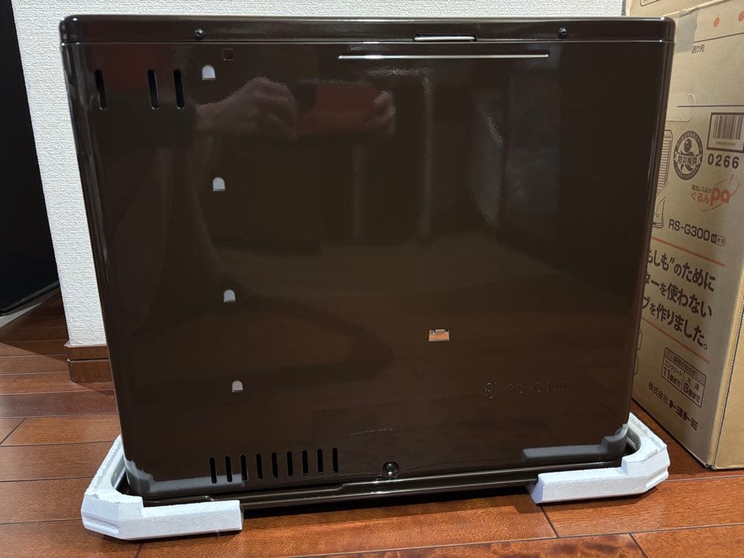 【未使用】トヨトミ電池レス石油ストーブ　ぐるんpa RS−G300(M)