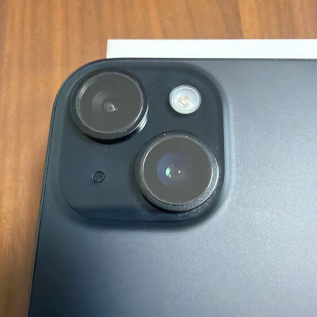 Apple iPhone 15 ブラック 本体 箱付き　バッテリー87%