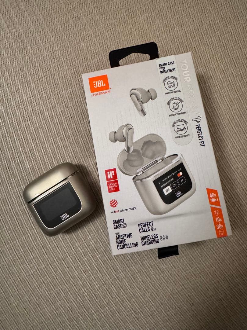 JBL ワイヤレスイヤホン シルバー