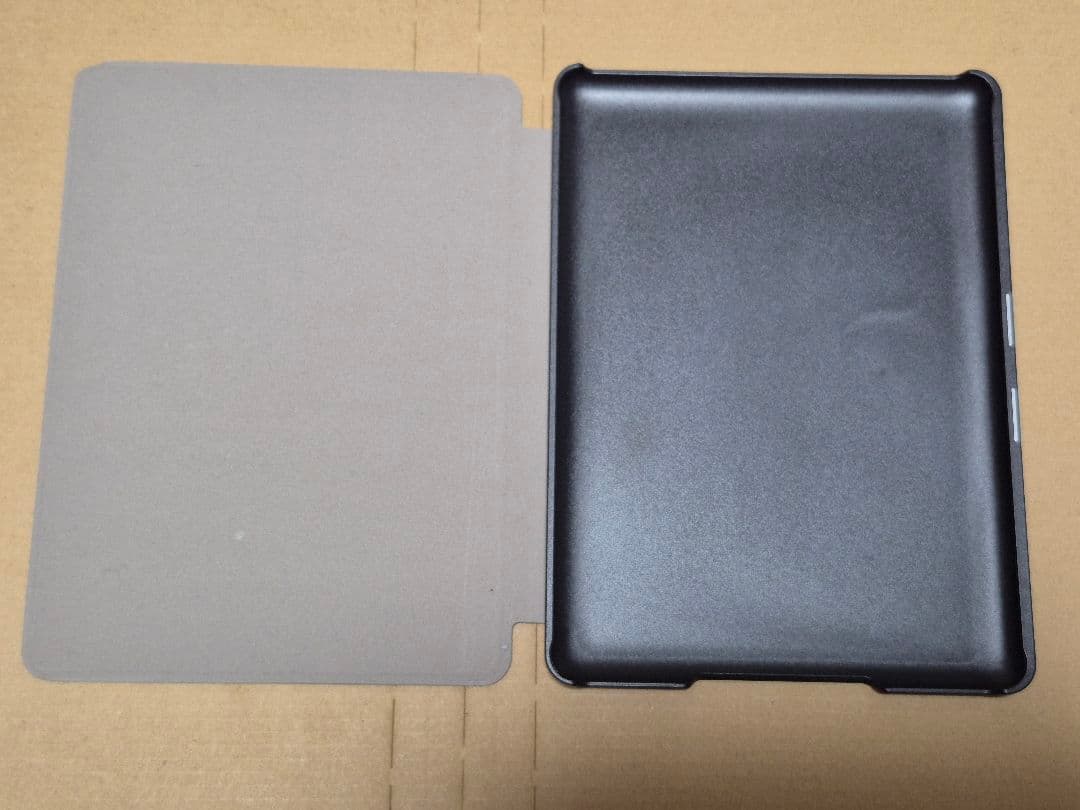 Kindle Paperwhite 第11世代 8GB 広告あり+カバー2種類付