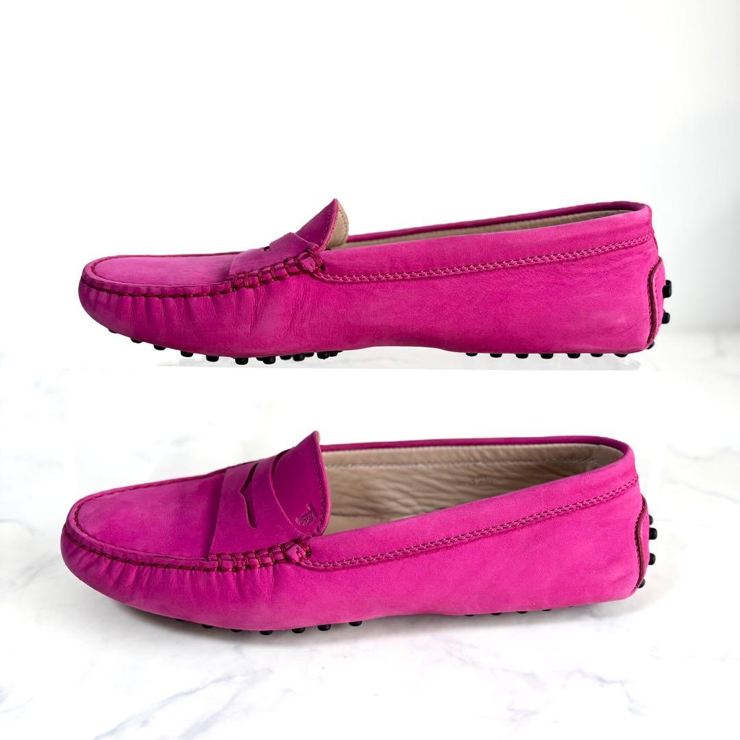 極美品 トッズ 37.5 ゴンミーニ ドライビングシューズ スエード ピンク