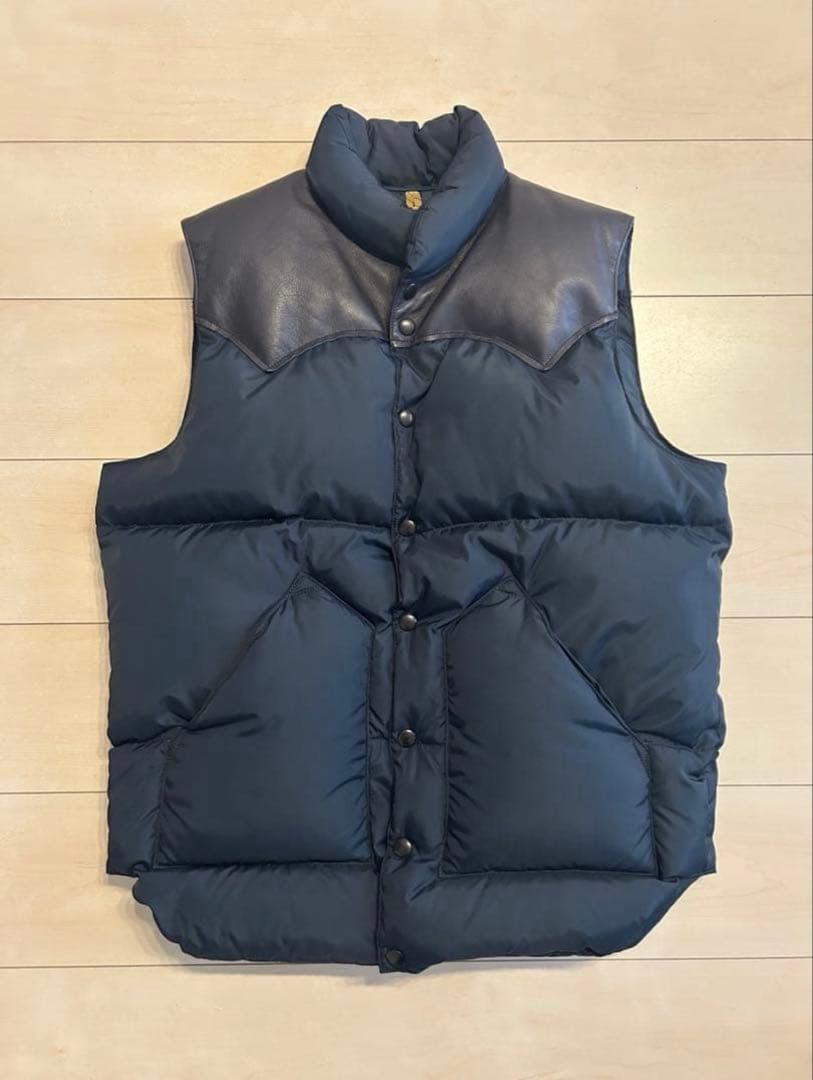 Rocky Mountain Featherbed/42/ダウンベスト/ネイビー