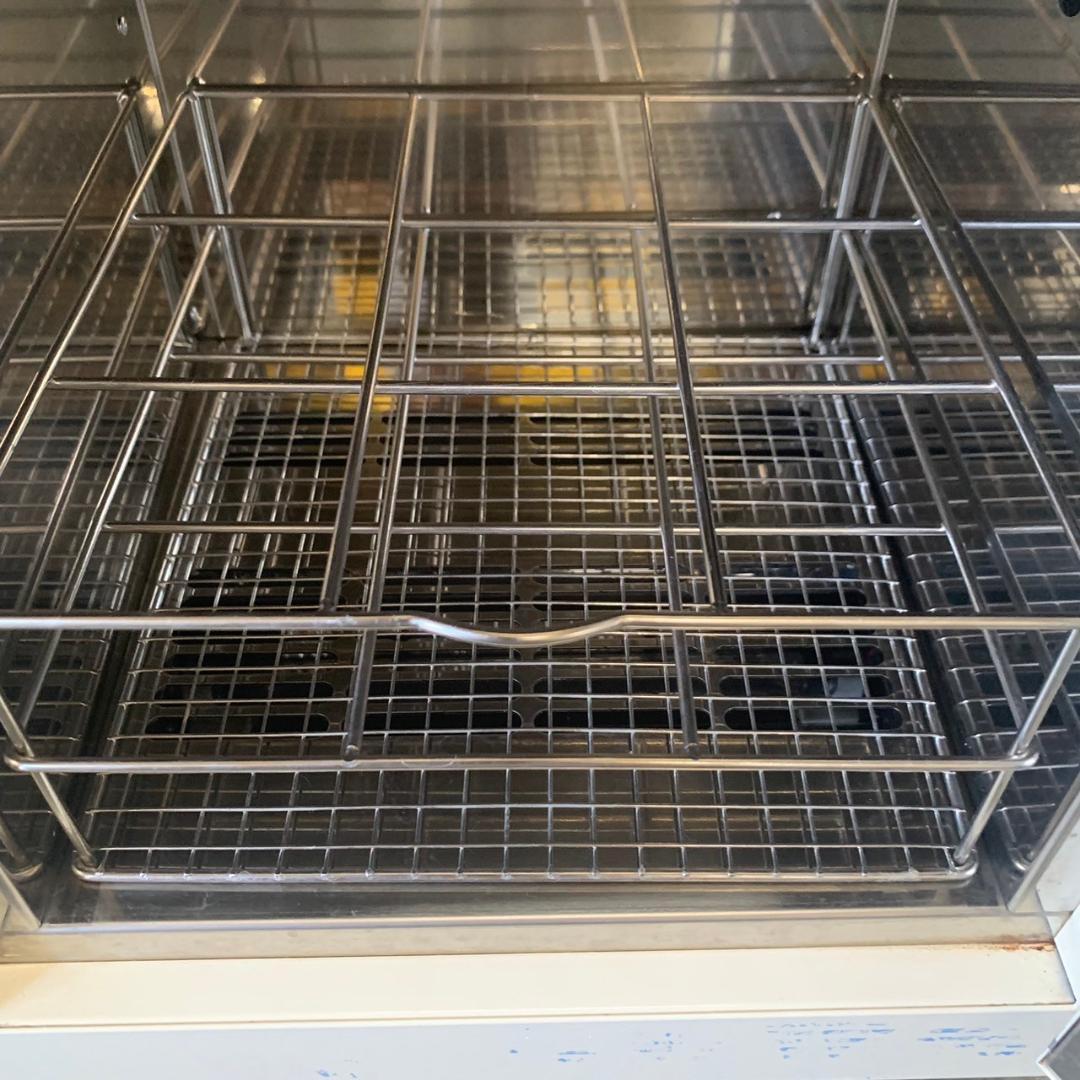 【株式会社エムケイ】 クリアベビーボトル 哺乳ビン殺菌乾燥保管庫 CBB-900