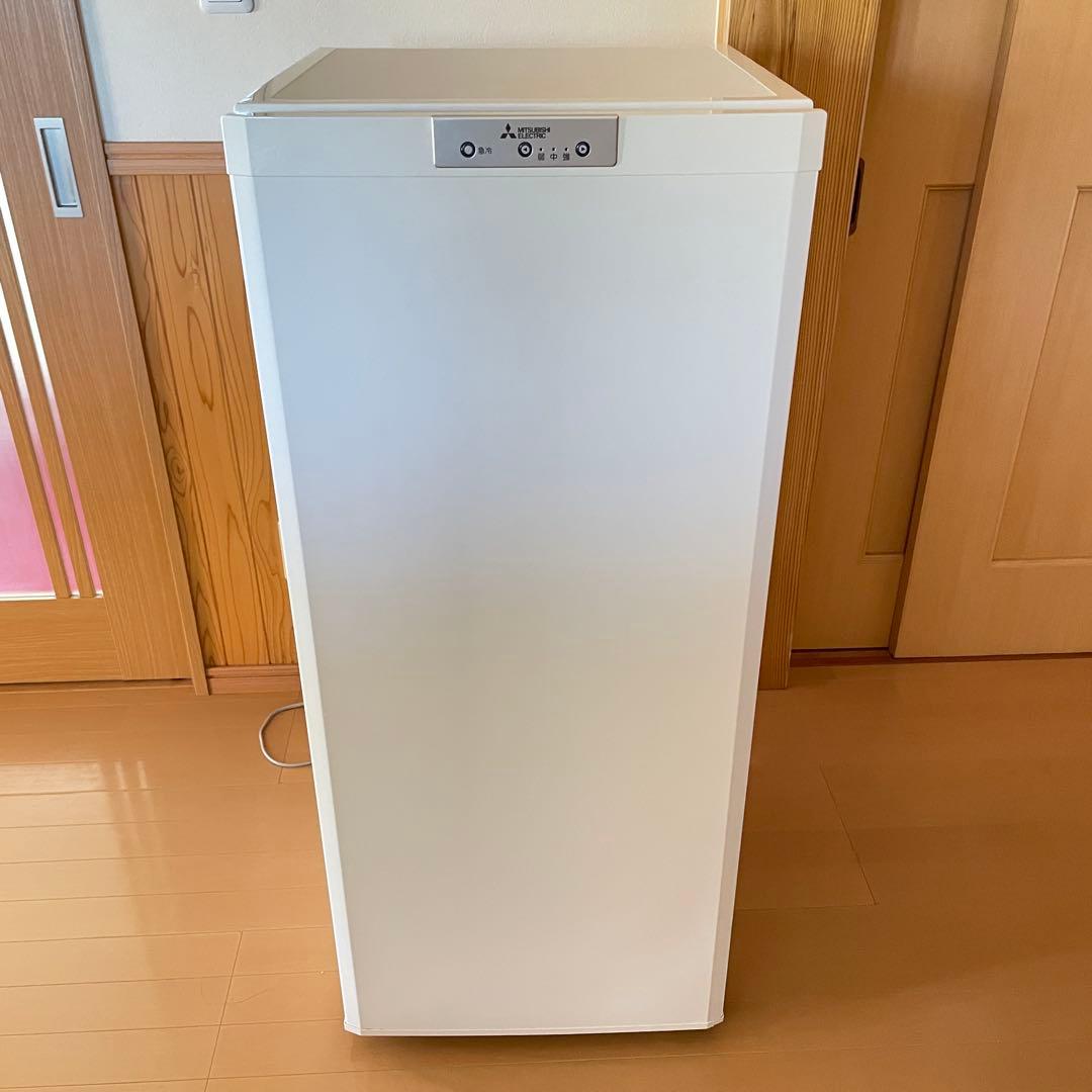 三菱ノンフロン 冷凍庫 MF-U12G-W 2022製