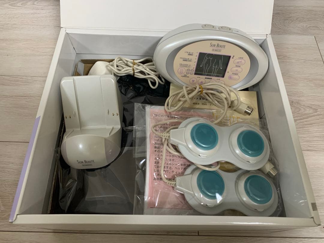 Dr.BAELTZ SLIM BEAUTE 1回試しのみ　ジャンク品