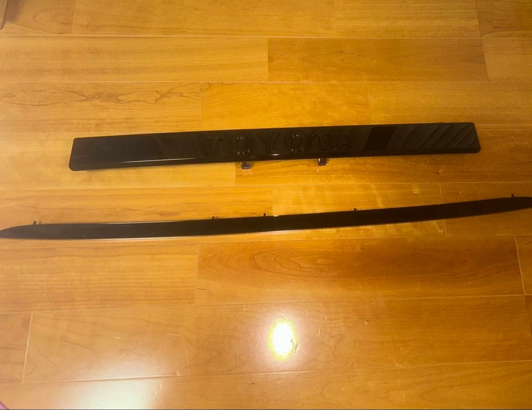 純正部品ランクル250ZX用ボンネットフードモール、バックドアガーニッシュ