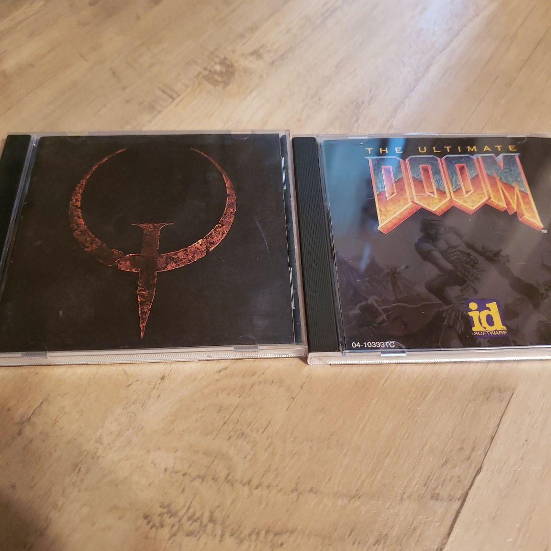 The Ultimate Doom & Quake 2枚セット