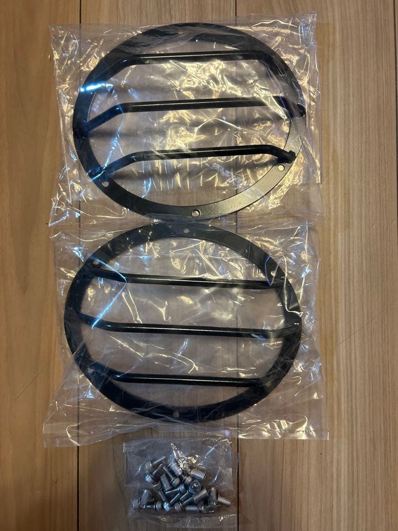 【本日限定1000円引き】デリカ D5 前期 KADDIS フォグランプガード