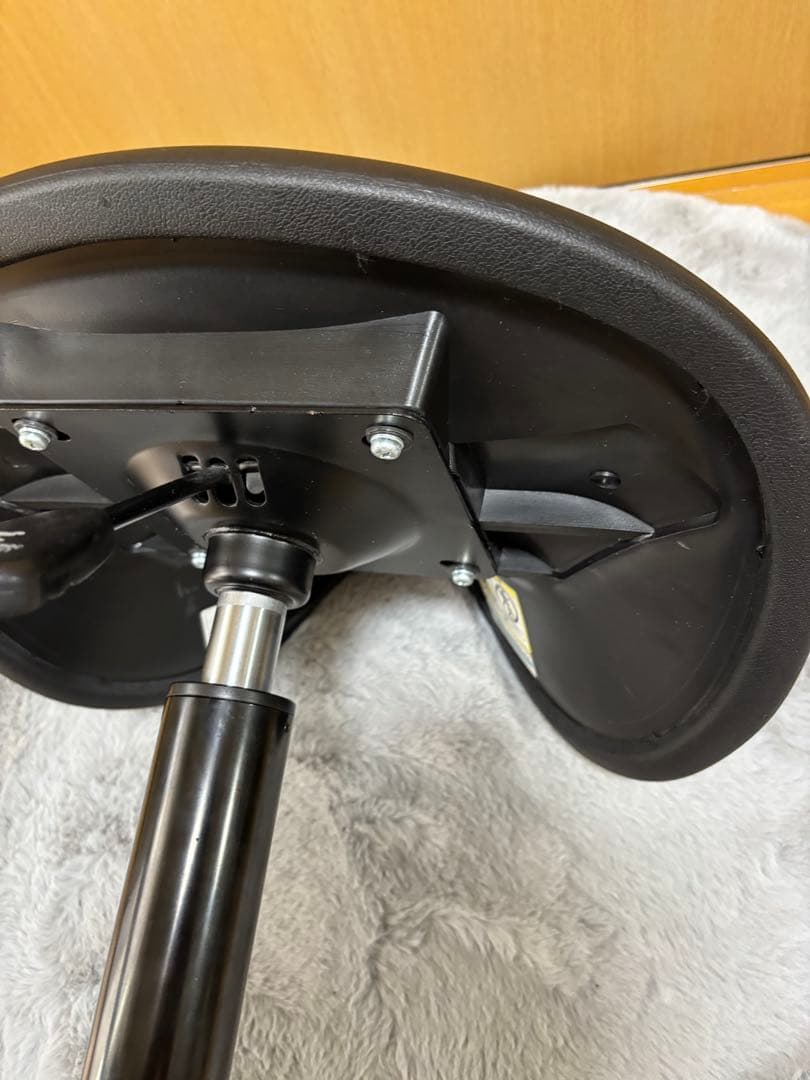 ルネセイコウ 鞍馬チェア SSS-4867 ブラック