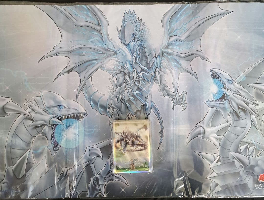 青き眼の祈り スリーブ 白き龍の威光 プレイマット 遊戯王の日 青眼ブルーアイズ