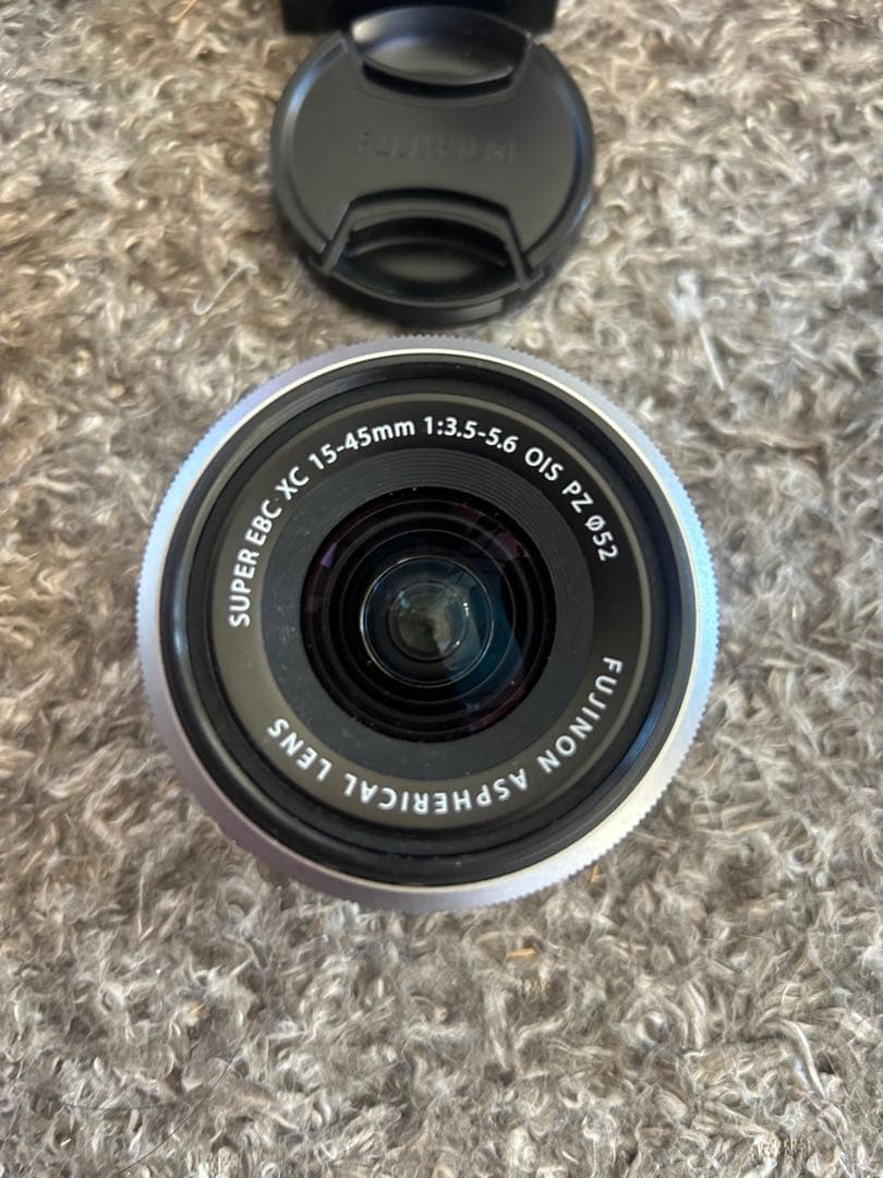 Fujifilm X-A5 ミラーレスカメラ