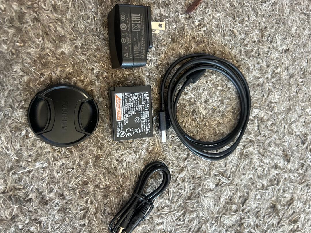 Fujifilm X-A5 ミラーレスカメラ