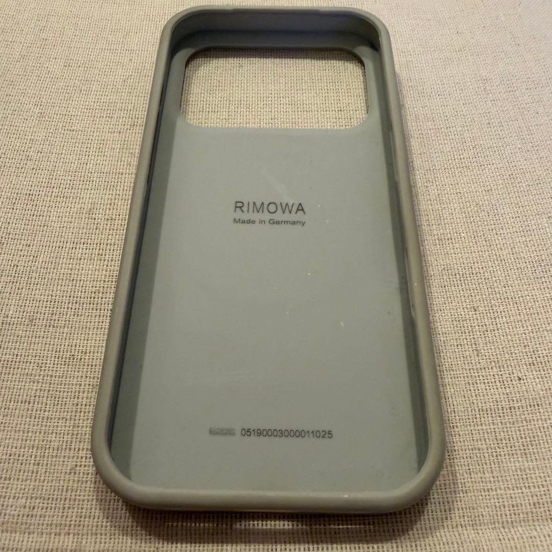 RIMOWA iPhone17pro ケース