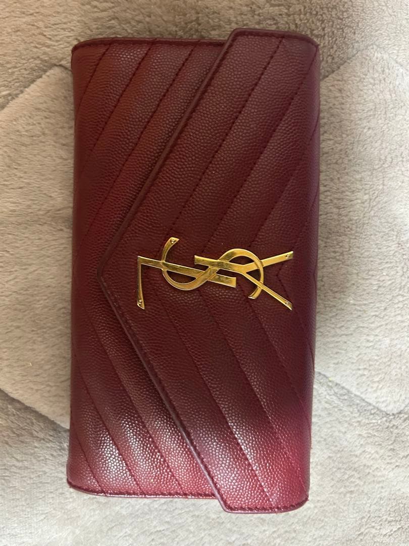 イブサンローラン ワインレッド 長財布ステッチ キャビアスキン YSL