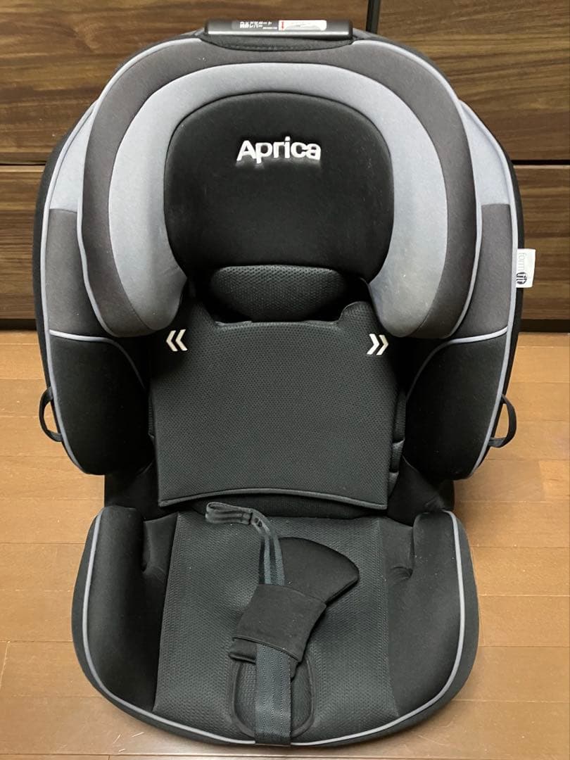 Aprica formfit チャイルド&ジュニアシート ISOFIX