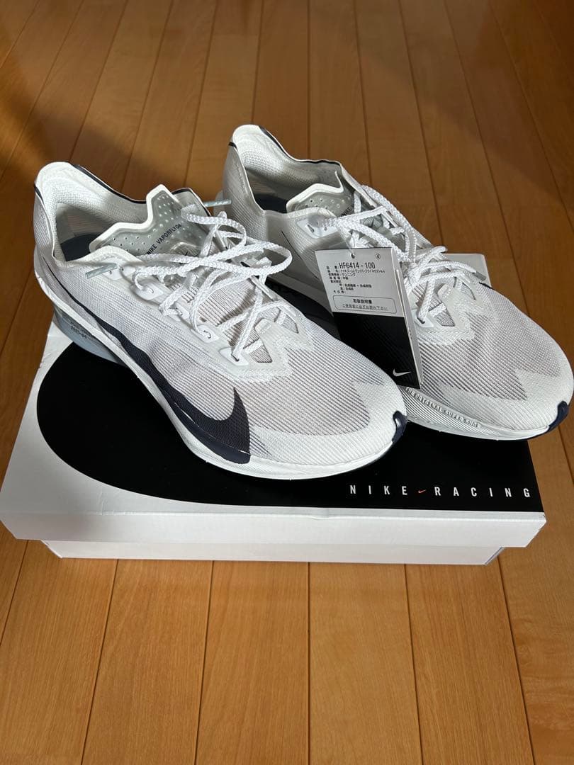 【新品未使用】ナイキ ヴェイパーフライ4(27.0cm)