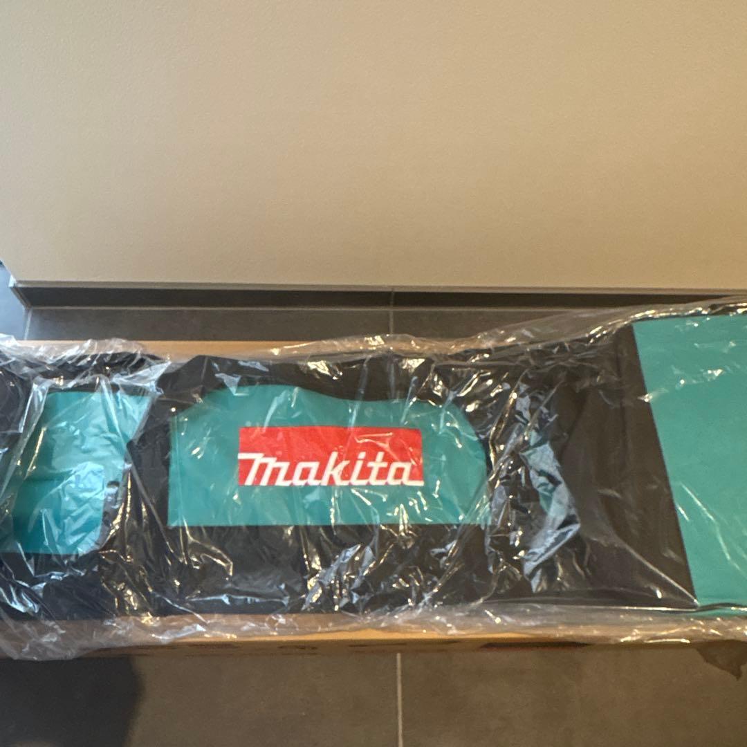 マキタ　草刈機　アタッチメント