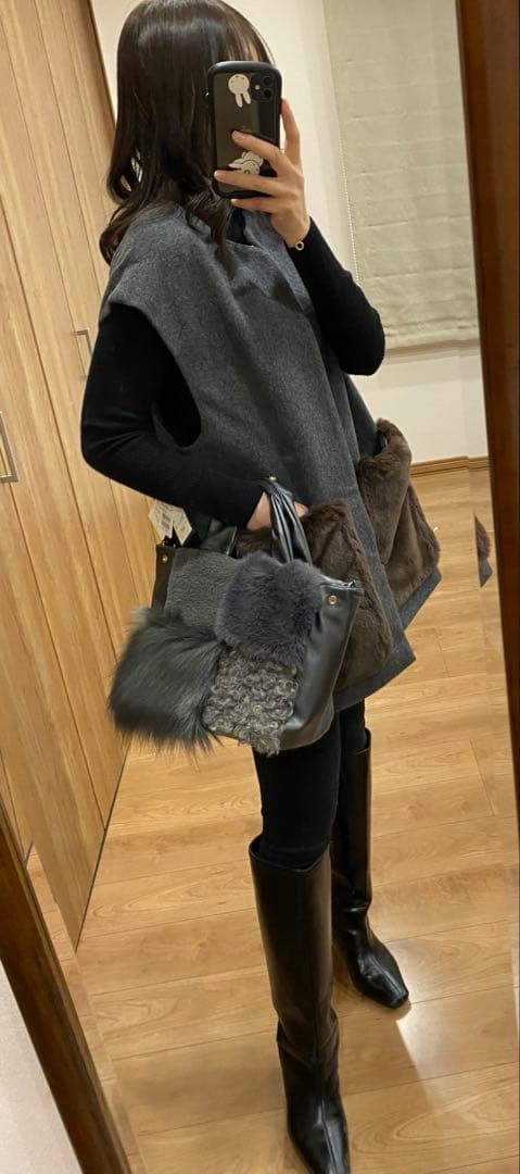 おまとめでお値下げ34000円新品♡スコットクラブ購入ベストジレ表地ウール100