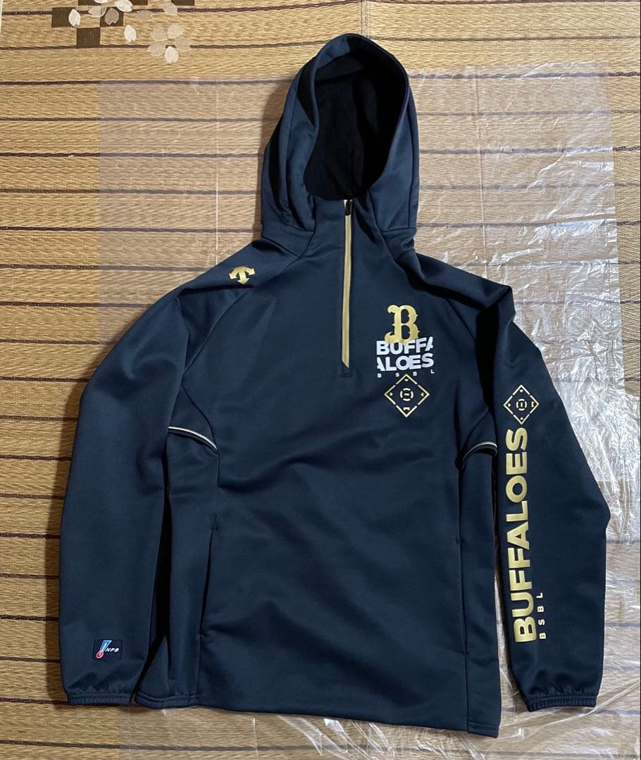 8*2様 オリックス　バファローズ　オーセンティックプルオーバーフーディ　XOサ