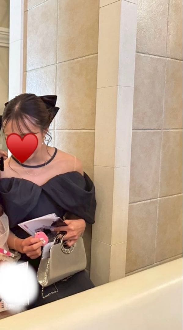 ネイビー オフショルダー フリルドレス　オケージョンドレス【値引き】