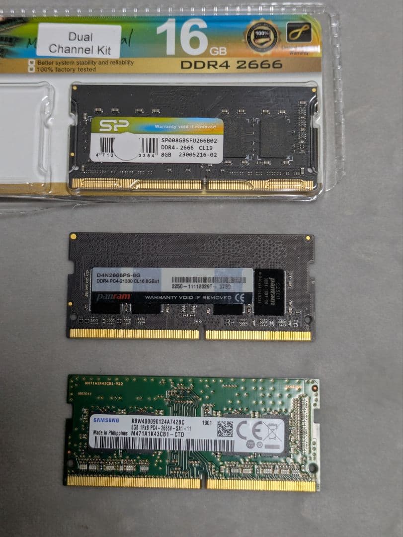 DDR4-2666（PC4-21300） メモリ 8G✕3枚