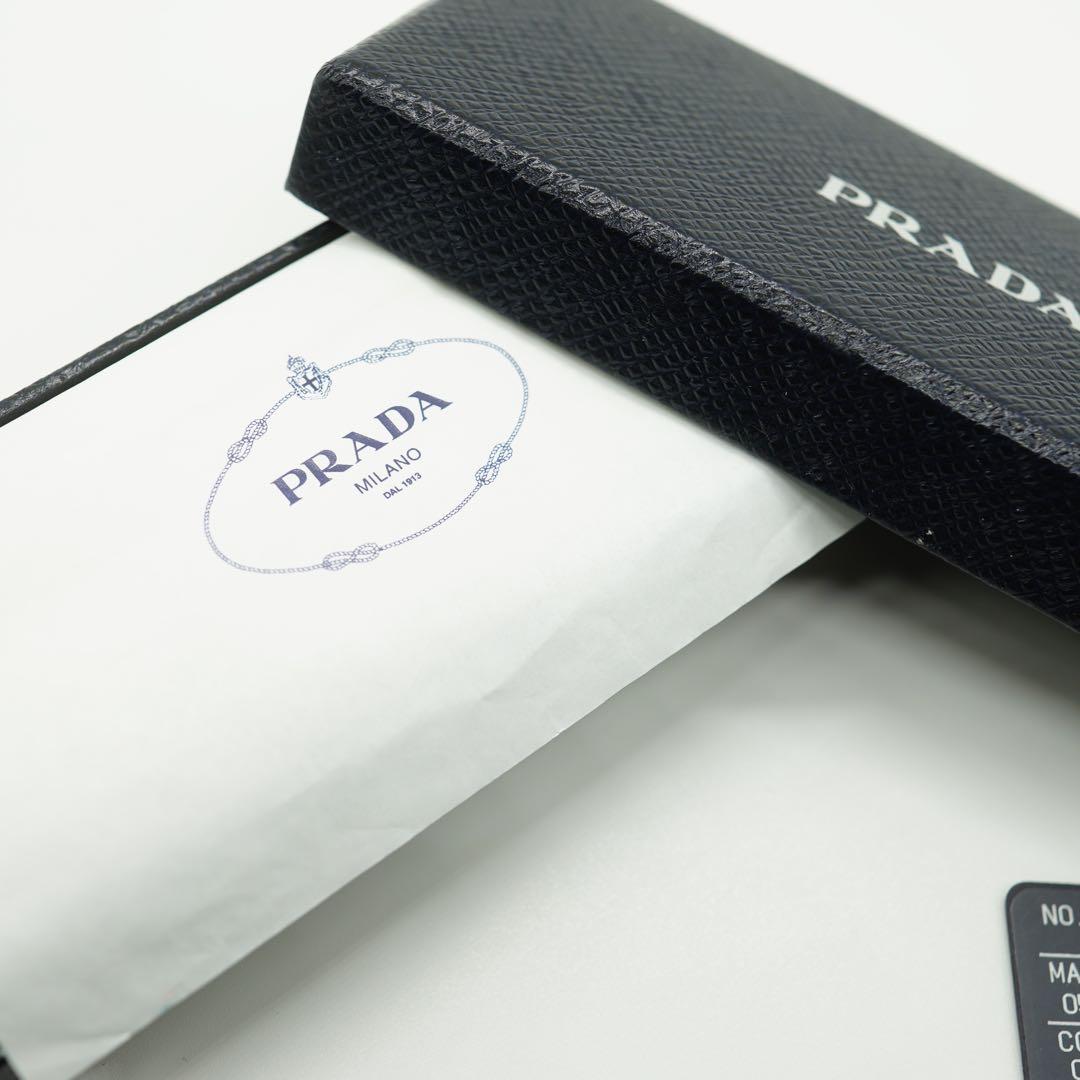 PRADA サフィアーノレザー キーリング　キーホルダー　ネイビー