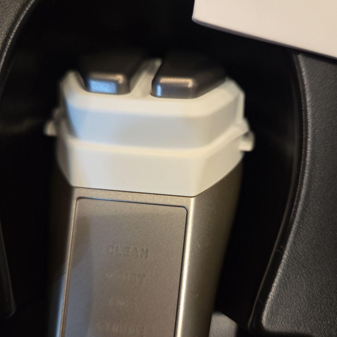 ナリス 美顔器ルミエ　使用感なし　正規品　正規購入