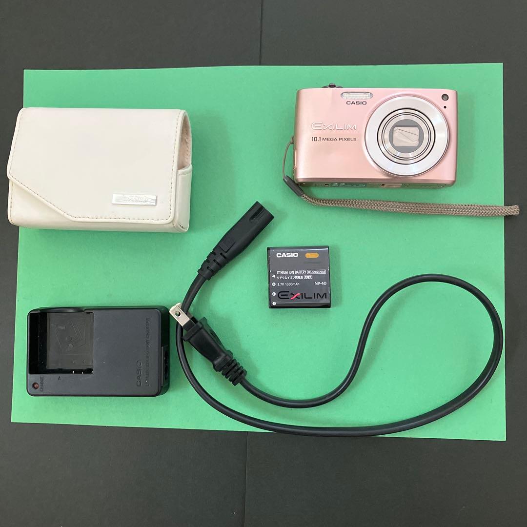 CASIO EXILIM EX-Z300 デジタルカメラ　ピンク⭐︎希少カラー⭐︎
