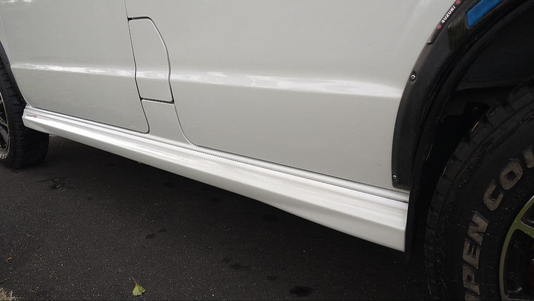 エブリィDA17W サイドスカート　左右セット パールホワイト