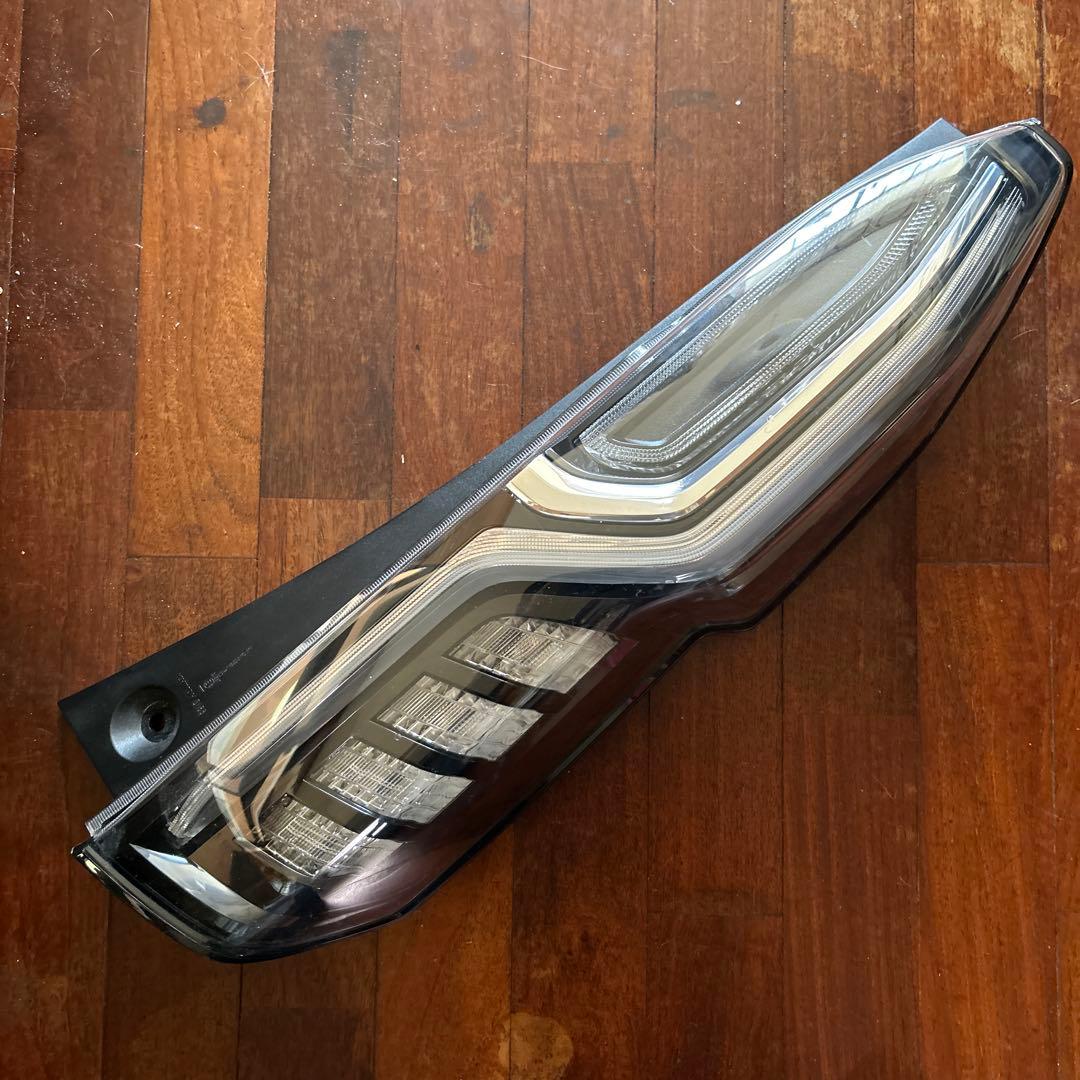 ホンダN BOX カスタムテールランプ 左右セット