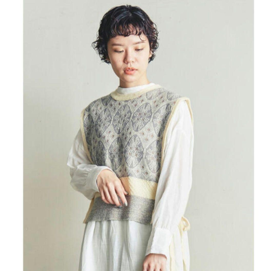 nitcaオーバルトライアングルジャガード ベスト