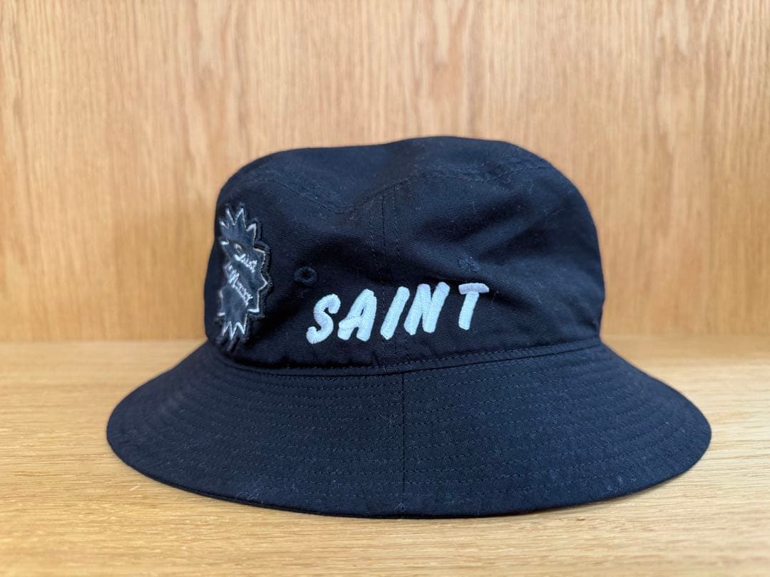 SAINT Mxxxxxx バケットハット ブラック 刺繍ロゴ 日本製