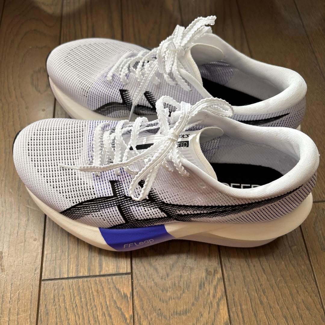 ASICS マジックスピード5ランニングシューズ ホワイト　23cm