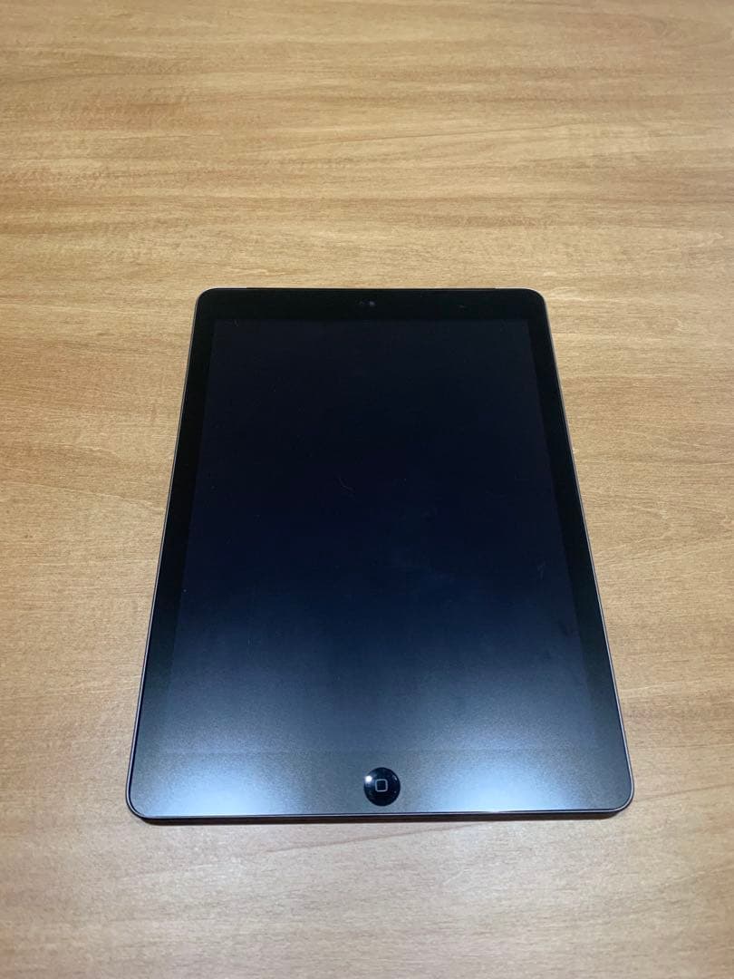 【今週限定値下げ！】Apple iPad Air 本体 箱 ケース付き