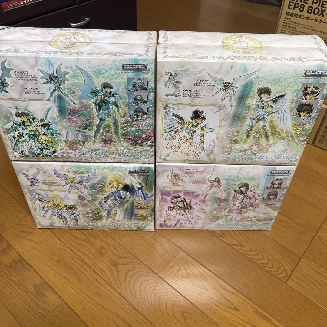 聖闘士星矢 神聖衣シリーズ 4体セット