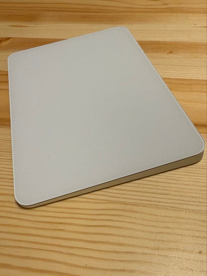 L*Y様 【美品】Apple Magic Trackpad 2 ホワイト ワイヤ