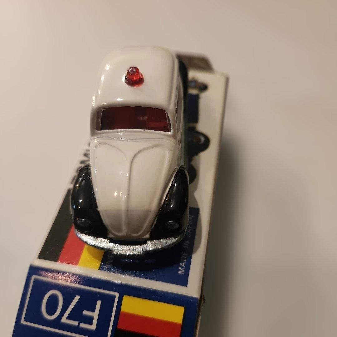 トミカ青箱　F70 フォルクスワーゲンポリスカー