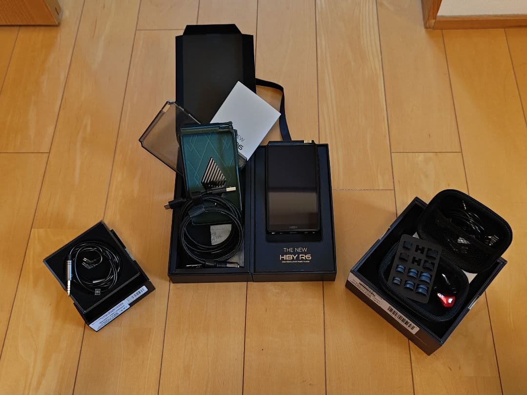 Hiby R6 デジタルオーディオプレーヤー　qdc イヤホン セット品