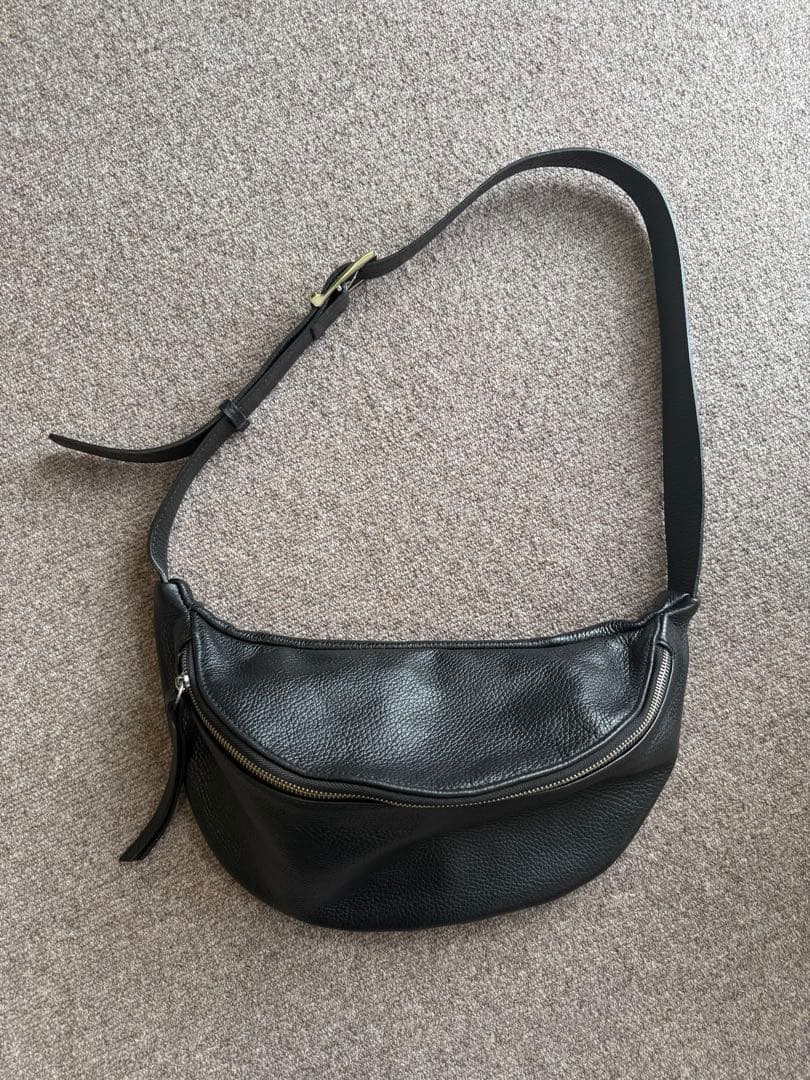 【美品】PRATO MADE IN ITALY 【別注】ボディバッグ