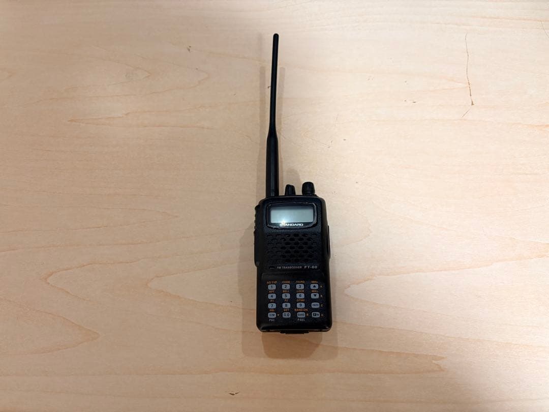トランシーバー standard FT-60