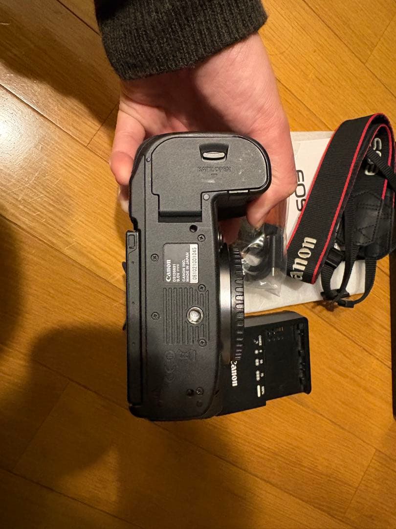 Canon EOS R5 予備バッテリー付き