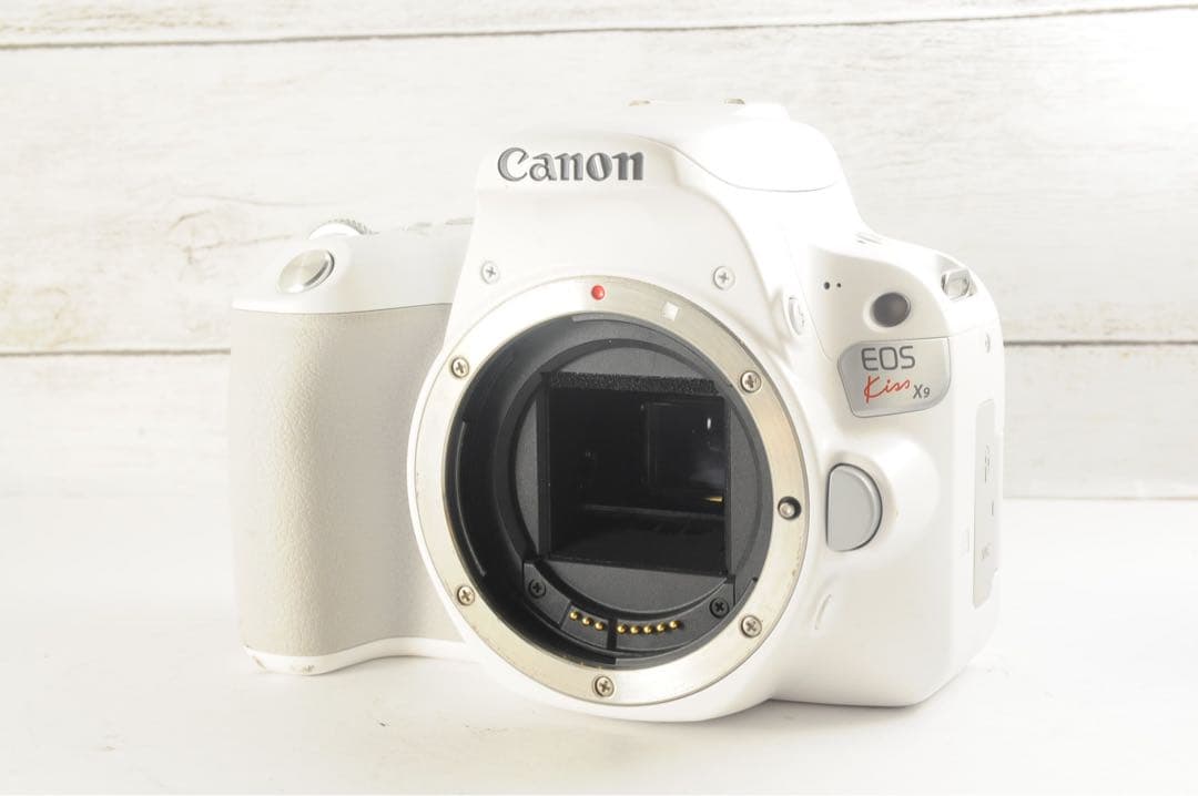 ❤️Wi-Fi機能搭載❤️自撮り❤️Canon kiss X9 ホワイト
